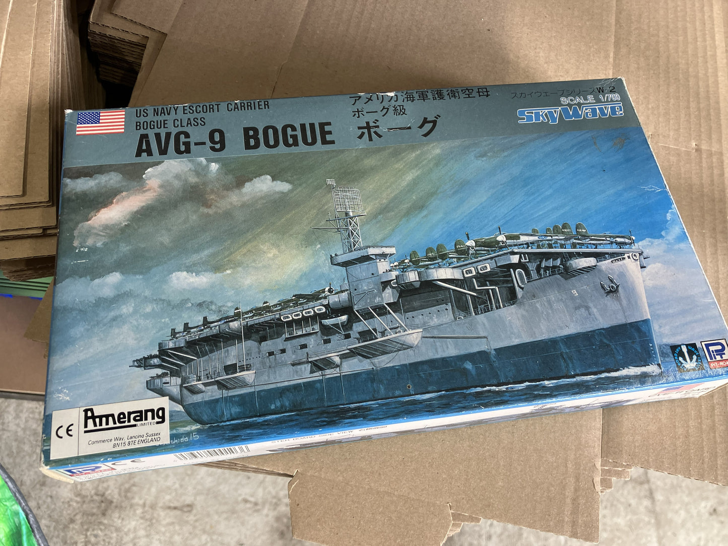 USS BOUGE Aircraft Carrier 1/700 - Skywave